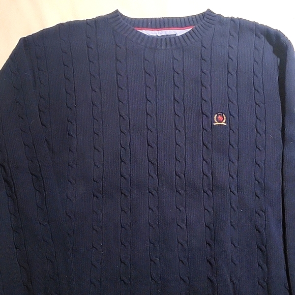 Tommy Hilfiger Sweater - Picture 1 of 2